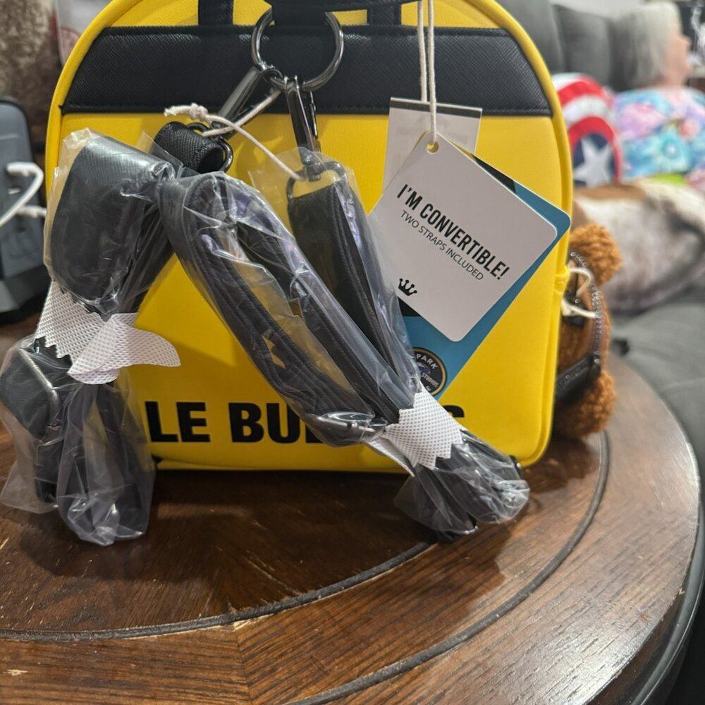 Loungefly Universal Studio Minions Big Face Convertible Mini Backpack NW… - Picture 4 of 7